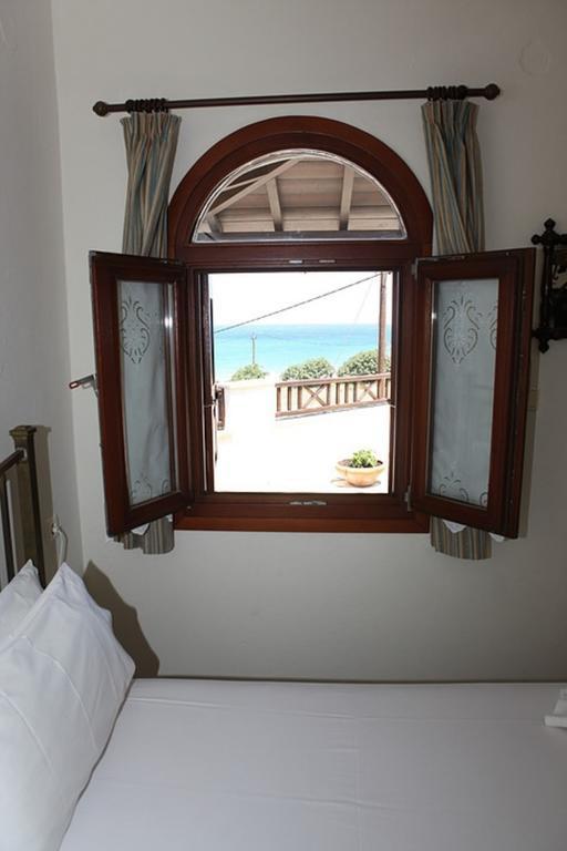 Pleoussa Studio And Apartments Skopelos Eksteriør billede