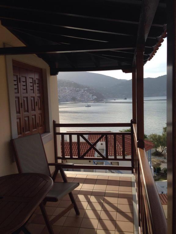 Pleoussa Studio And Apartments Skopelos Eksteriør billede