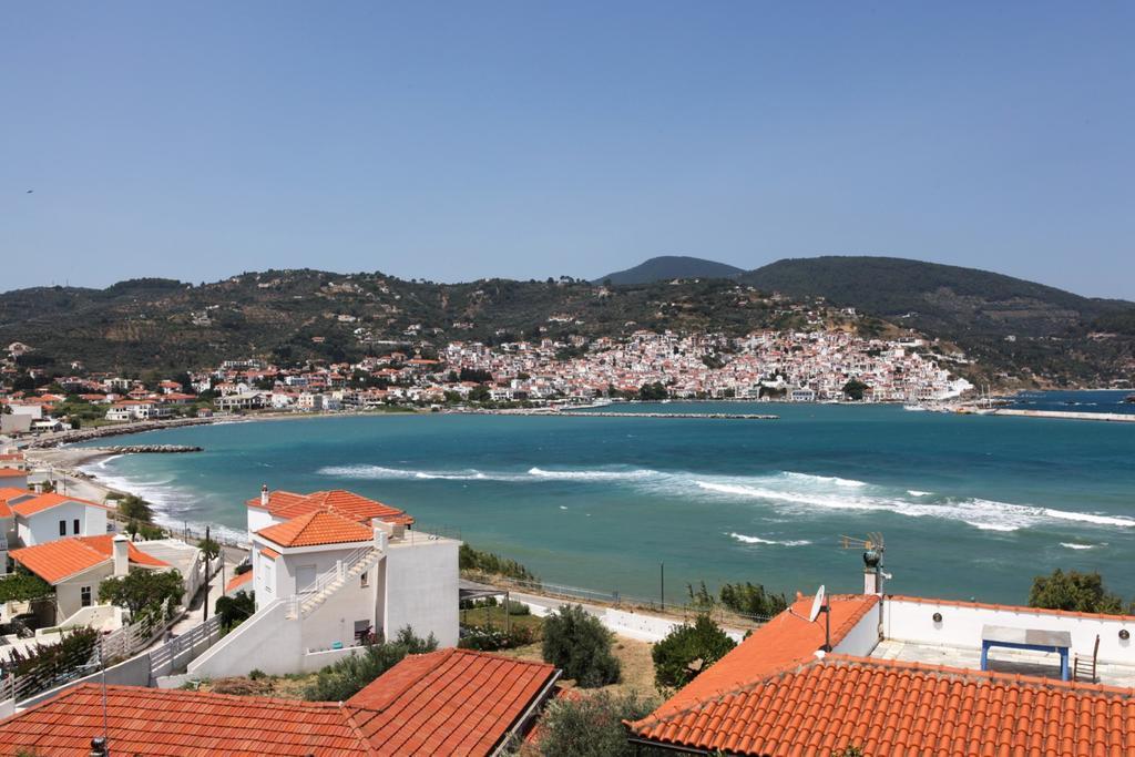 Pleoussa Studio And Apartments Skopelos Eksteriør billede